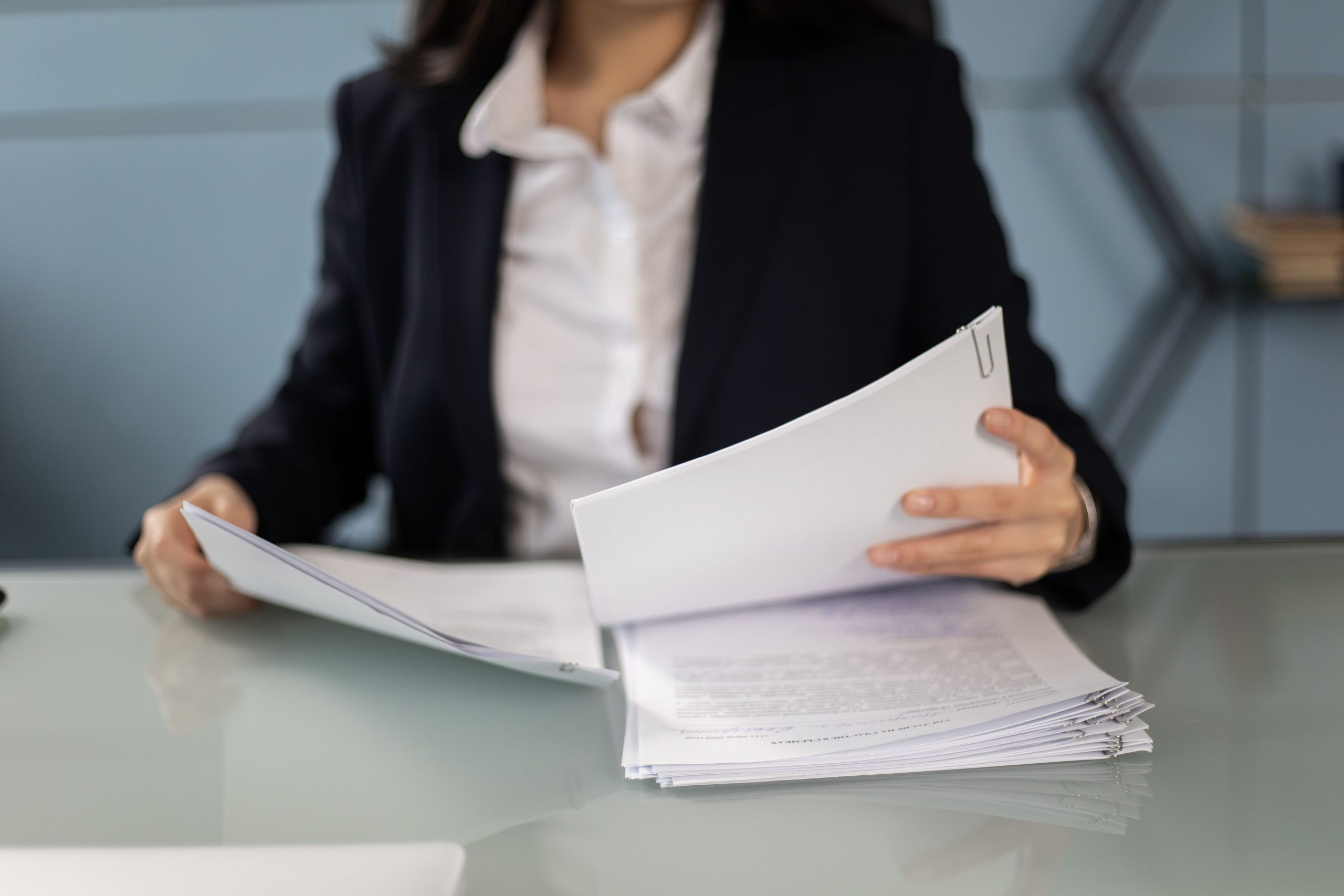 expediente de extranjeria, regularizacion extraordinaria en españa, regularizacion en españa, conseguir papeles en españa, abogados en barcelona
